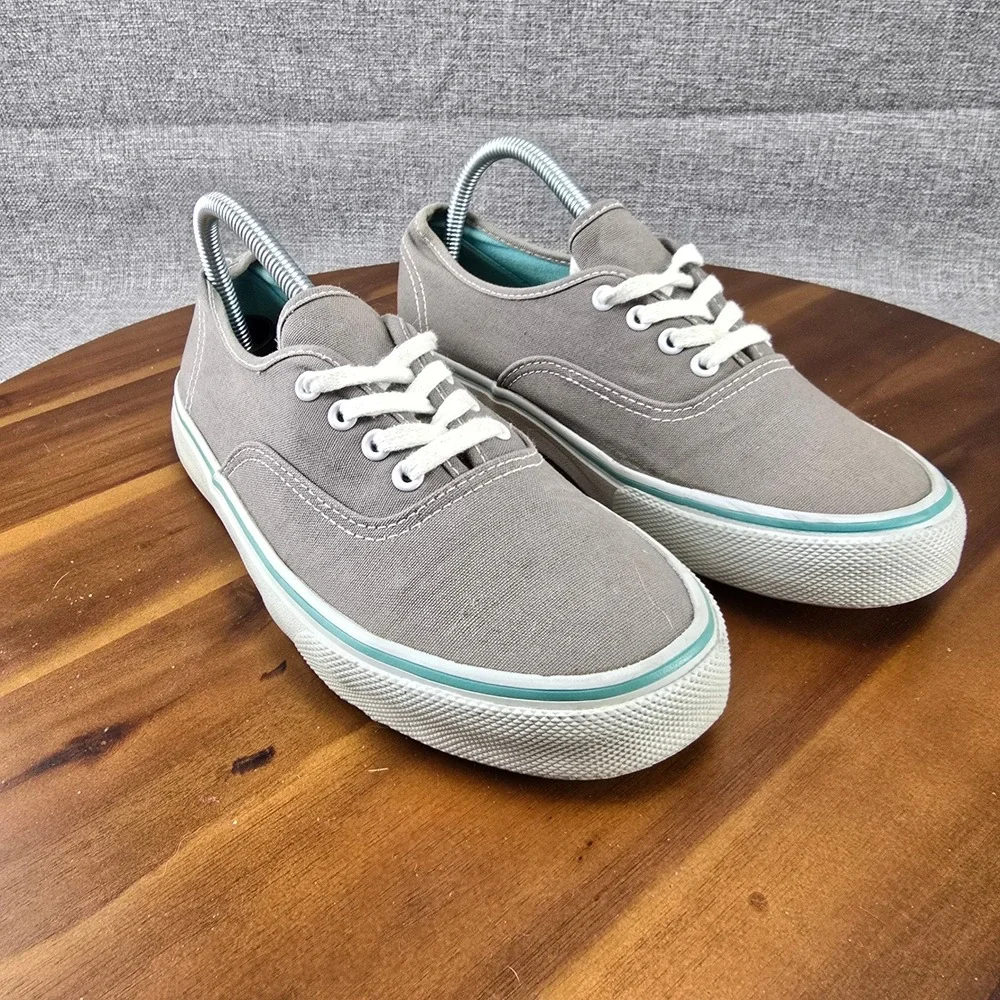 Airwalk Women's Canvas Sneakers Shoes Size 8 Gray Low Top Lace Up‎ Casual